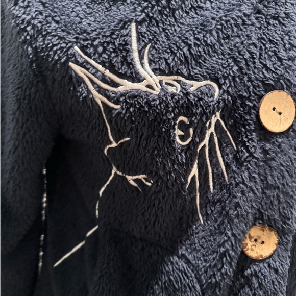 Embroidered cat Sherpa jacket - Picture 3 of 3